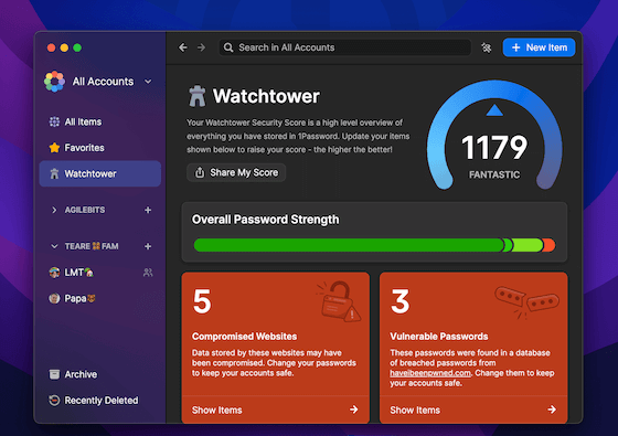 Mac 版本的 1Password 8 在功能表中選擇了 Watchtower，顯示 Watchtower 儀錶板，突出顯示 Watchtower 安全分數、總體密碼強度以及已洩露的網站和弱密碼的通知。